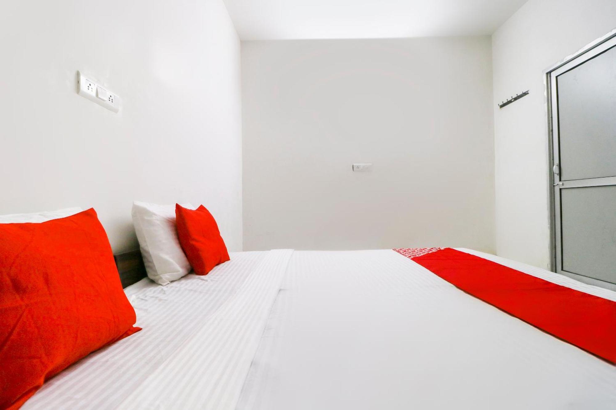 Hotel O Sky Garden Ludhiana Exterior foto